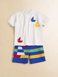 Say ahoy to this ultra-plush, pure cotton knit with sailboat appliqué.Ribbed crewneckShort sleeves with ribbed armbandsPullover styleCottonMachine washImported