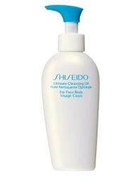 A rinse-off oil-based cleanser especially formulated for quick and easy removal of long-wearing foundation and water-resistant sunscreen. Feels light and silky, and protects skin's natural moisture as it works. Developed with a Shiseido-exclusive formulation to deep-cleanse with unparalled mildness. Applies easily and rinses away quickly, leaving no sensation of stickiness.