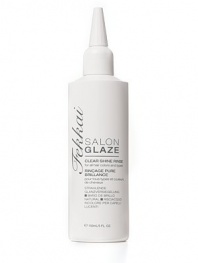This non-chemical formula contains a unique blend of conditioning and lightweight silicones that coat the cuticle to shine and condition the hair shaft. With its lightweight formula, Salon Glaze won't weigh your hair down like traditional shine serums. 5 oz. Key active ingredients: Silicones and Pearl Protein for reflective shine Panthenol (Pro-Vitamin B5) provides conditioning Phyto Ceramides protects hair to minimize color fadage