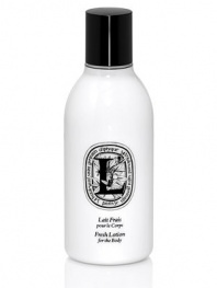 This fluid yet generous lotion combines the moisturizing properties of orange blossom water with the essential fatty acids of organic sweet almond oil and the nourishing virtues of macadamia nut. It leaves the skin deliciously soft, soothed and supple. Does not contain parabens, sythetic coloring agents and sulfates. Transparent squeeze bottle with black Bakelite cap. 