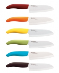 Experience the difference of expert cutlery preferred by professional chefs and home cooks like you. Incredibly lightweight, this knife balances comfortably in your palm for precision results delivered by the razor sharp ceramic blade, which holds its edge for 10 times longer than other cutlery. 5-year warranty.