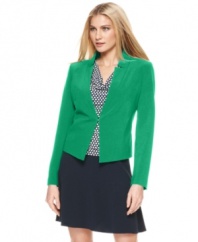 In a saturated shade, this Calvin Klein fitted blazer is the perfect for adding a punch of color to your spring wardrobe!