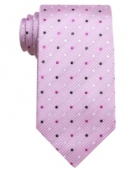 Dress on the dot. This Geoffrey Beene tie is the perfect pattern to round out your wardrobe.