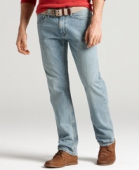 With a lighter wash, there's no need to wait years to achieve the casual, lived-in look of these Tommy Hilfiger jeans.