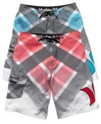 Diamond in the rough. Find the treasures of comfort and style in these board shorts from Hurley.