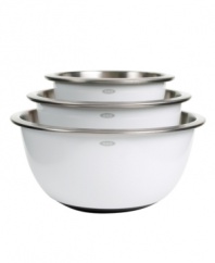 Your partners in prep! Three nesting bowls with brushed stainless steel interiors and plastic exteriors retain temperatures for mixing, marinating and chilling, while also protecting your hands from extreme temps when serving. Convenience comes easy thanks to non-skid bottoms that keep bowls in place while you mix and a dishwasher safe promise that lets you clean up fast. Lifetime warranty.