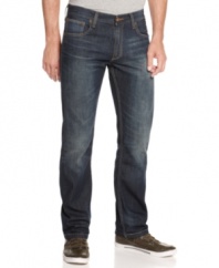 Soon to become your new standard, these Levi's jeans have the slim, straight fit that works on every build. (Clearance)
