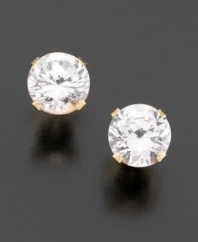 Show off your chic style. Round-cut cubic zirconia (1-1/3 ct. t.w.) is set in 14k gold.