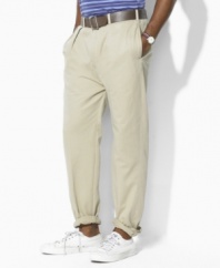 Classic-fitting pant in cotton chino twill.