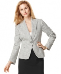 This single-button jacket coordinates with almost anything in your work wardrobe, and is simple to match with other pieces from Tahari by ASL's collection of suiting separates.
