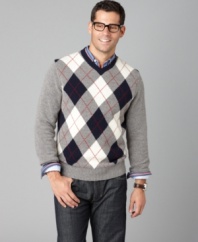 A large argyle pattern gives this Tommy Hilfiger sweater prepster style for that off-campus Ivy-cool look.