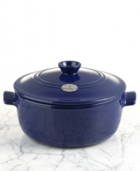 A flair for design. Emile Henry's innovative clay casserole dish has been specially developed for its exceptional resistance to heat, allowing it be placed directly on a flame without cracking or breaking. The ventilated lid allows juices to circulate for moist, tastier entrees. 5-1/2 quart capacity, 10 diameter.