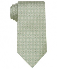 Make an impression with the quiet sophistication of this Perry Ellis tie.