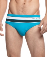 No resistance in the water and less in the sun. Tan up and cool down with these swim briefs from Hugo Boss.