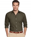 Look sharp in a slimmed down style with the sleek and trim fit of this fitted Izod shirt.