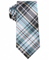 Plaid gets a little more rad. With an exploded pattern, this Penguin tie rocks out your dress wardrobe.