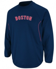 Team player. Do your part to support the Boston Red Sox in this comfy MLB fleece featuring Therma Base technology from Majestic.