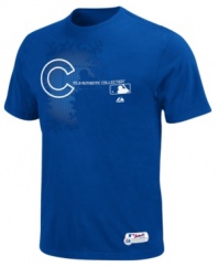 Holy cow! Channel your inner Harry Caray and root on your favorite Chicago team in this Cubs MLB t-shirt from Majestic.