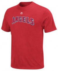 Team up! Get into the spirit of the season by supporting your Los Angeles Angels with this MLB t-shirt from Majestic.