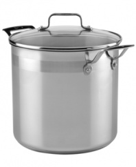 A real stove topper! Emeril packs professional promise & outstanding performance into this stainless steel stockpot. A brilliant base of aluminum and stainless captures heat fast and spreads it evenly, while the glass lid traps in vital moisture, flavor and nutrients to each and every meal. Lifetime warranty.