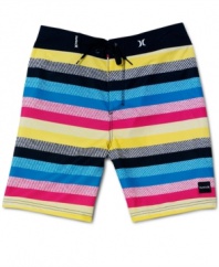Catch a wave in rad beach style. These swim shorts from Hurley are your summer style staple.