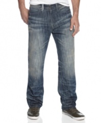 Make your mark. With laid-back distressed styling, these Marcus jeans from Sean John are an instant winner.