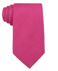 Rev up your work wardrobe with this vivid tie from Donald Trump.