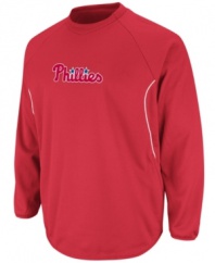 Get ready for the first pitch. Watch the game in comfort and style in this Philadelphia Phillies fleece featuring Therma Base technology from Majestic.