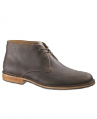 In these men's boots, you could walk from Fenway to Cambridge and back again with the support of a rugged cross trainer and the style of casual work shoe. The Tremont chukka boots for men boast attractive full grain leather upper and leather quarter lining. The cotton vamp lining maintains comfort block after block, and the Vibram rubber Pluribal slip-resistant sole will keep you on your toes.