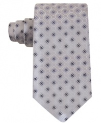 A classic pattern gives this Tasso Elba tie perennial appeal in your dress wardrobe.