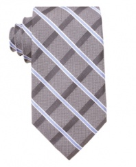 Welcome a return to buttoned-up prepster style in your wardrobe with this crisp plaid tie from Perry Ellis.