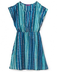 Flutter sleeves and an earthy print lend this summer-ready dress from Aqua a boho-chic look.