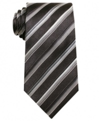 A clean, classic stripe gives this Alfani tie sophisticated appeal.